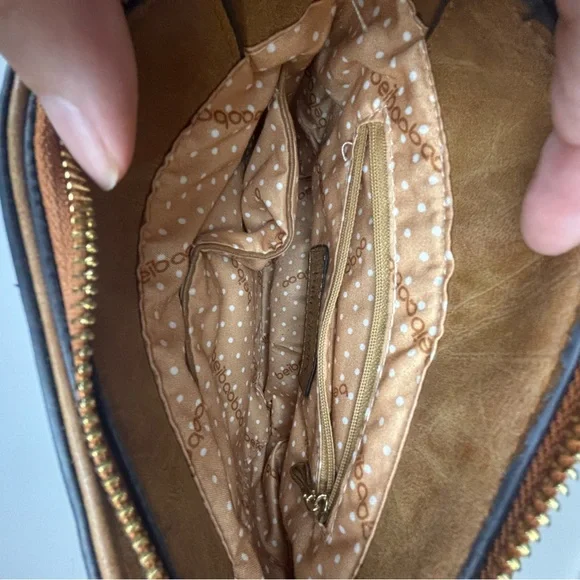 BEI BAO BAO Tom Clovers Brown Faux Leather Tassel Shoulder Bag - Picture 6 of 9